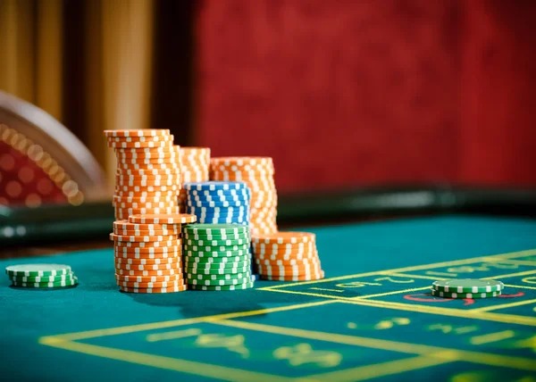 receh77 Leaderboard displaying real-time activity metrics across live-dealer tables and games